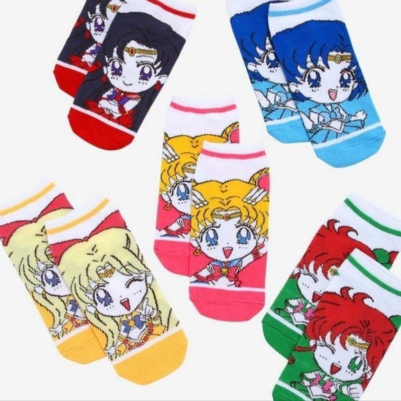 Bioworld Sailor Moon 5 pack Ankle Sock Set - Picture 1 of 8